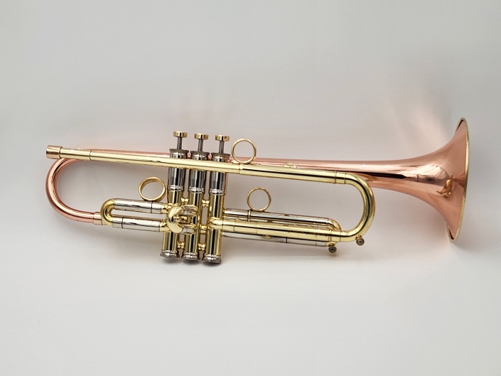 Del Quadro Custom Grande Campana Trumpet with a Bright Hand-Polished Finish