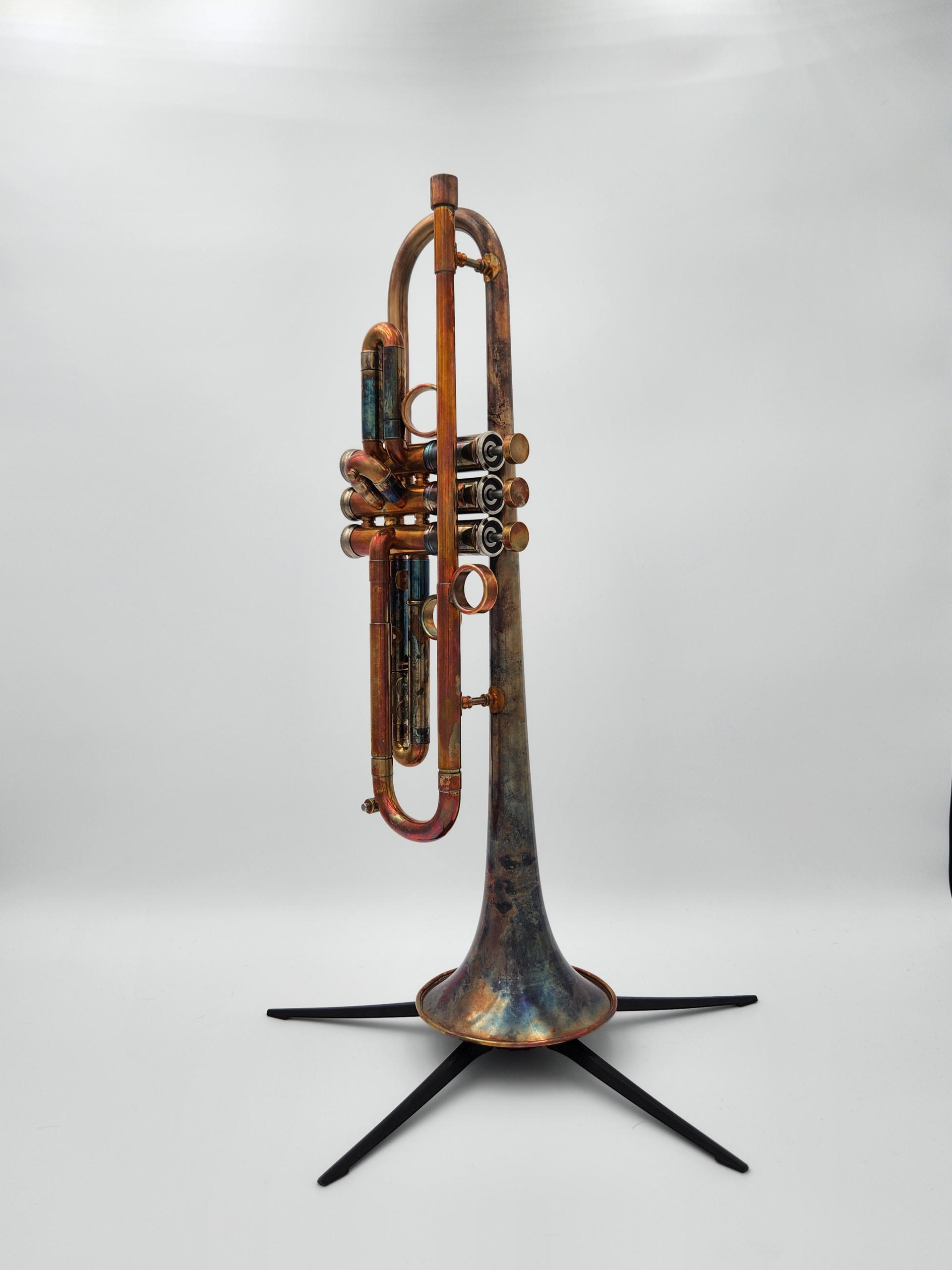 Del Quadro Custom AJ Grizzly trumpet with a 'F It' acid finish