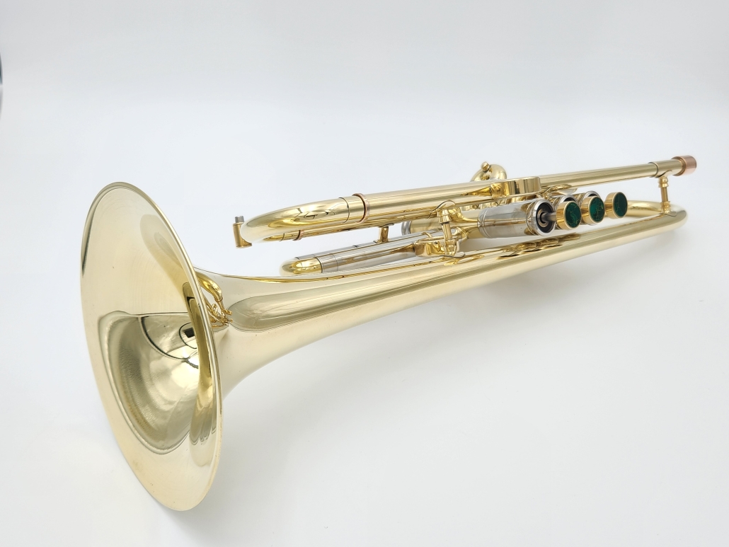 Del Quadro Dorotea custom trumpet with a hand polished finish and Arizona jade custom button inlays